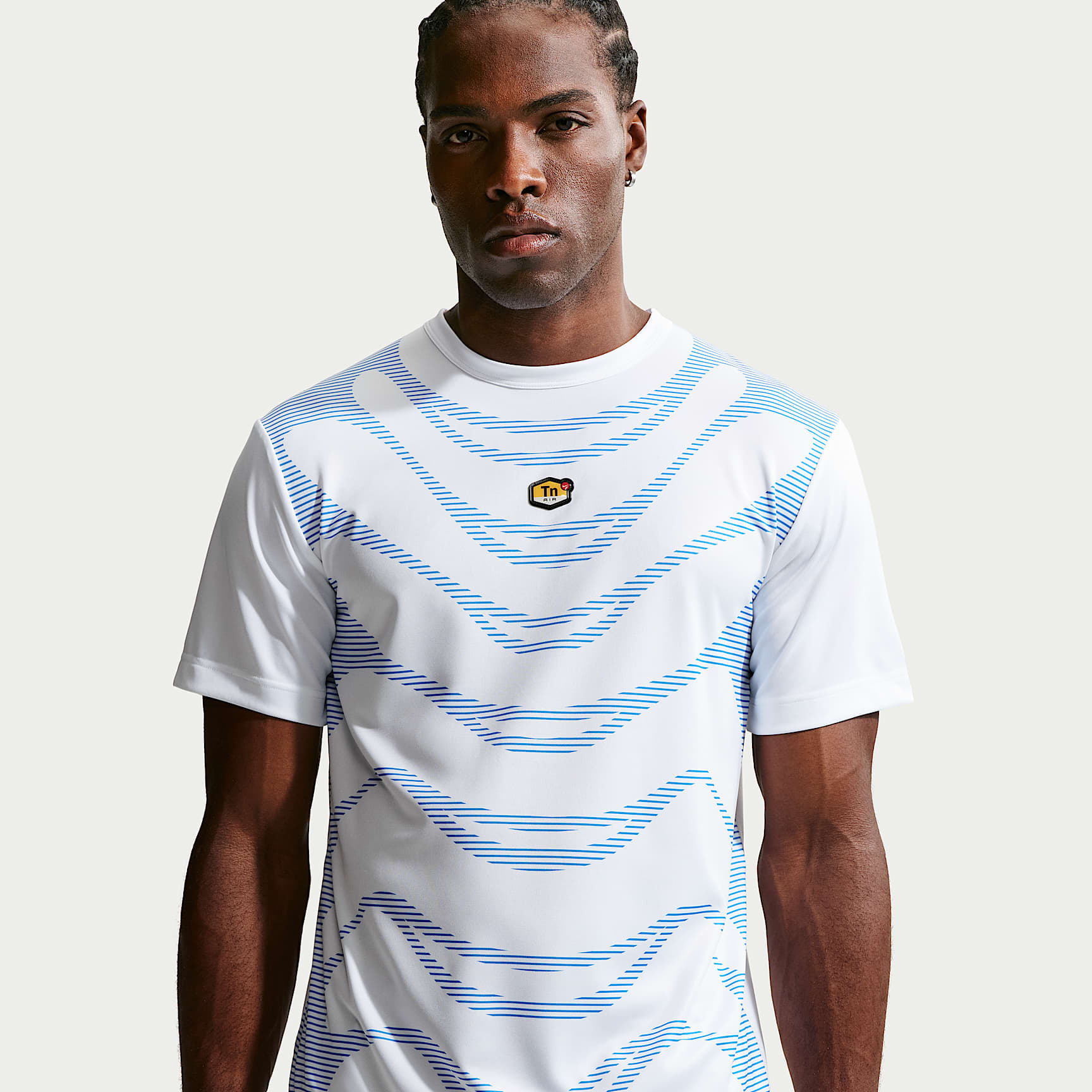 Reviews: Nike Sportswear Tuned Air Men's Football Shirt. Nike.com